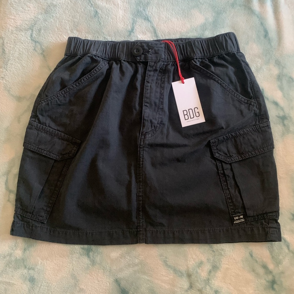 NEW UO BDG Black Cargo Utility Skirt Medium